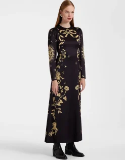Clingy Swing DressBoboli Placée Black in Stretch Satin