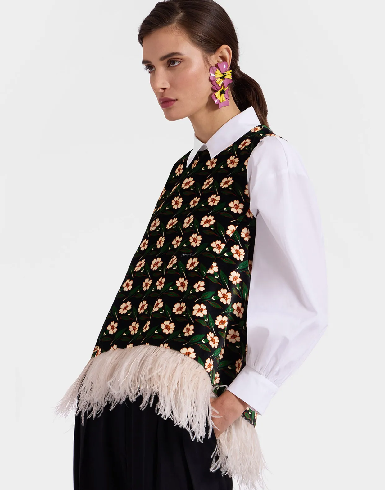 La Scala TopMayfair Black in Cotton Velvet With Feathers