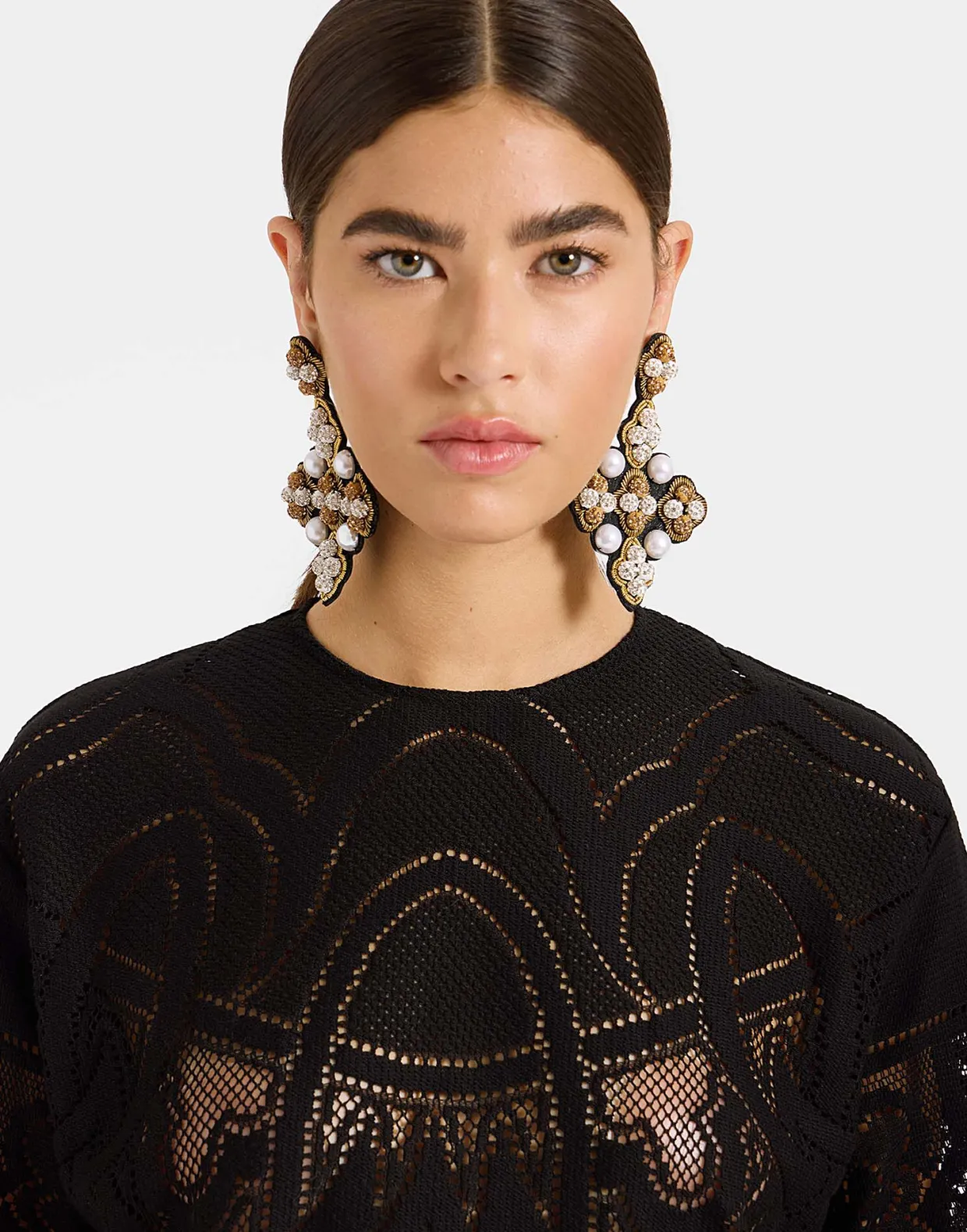 Lacey House T-ShirtSolid Black in Embroidered Cotton
