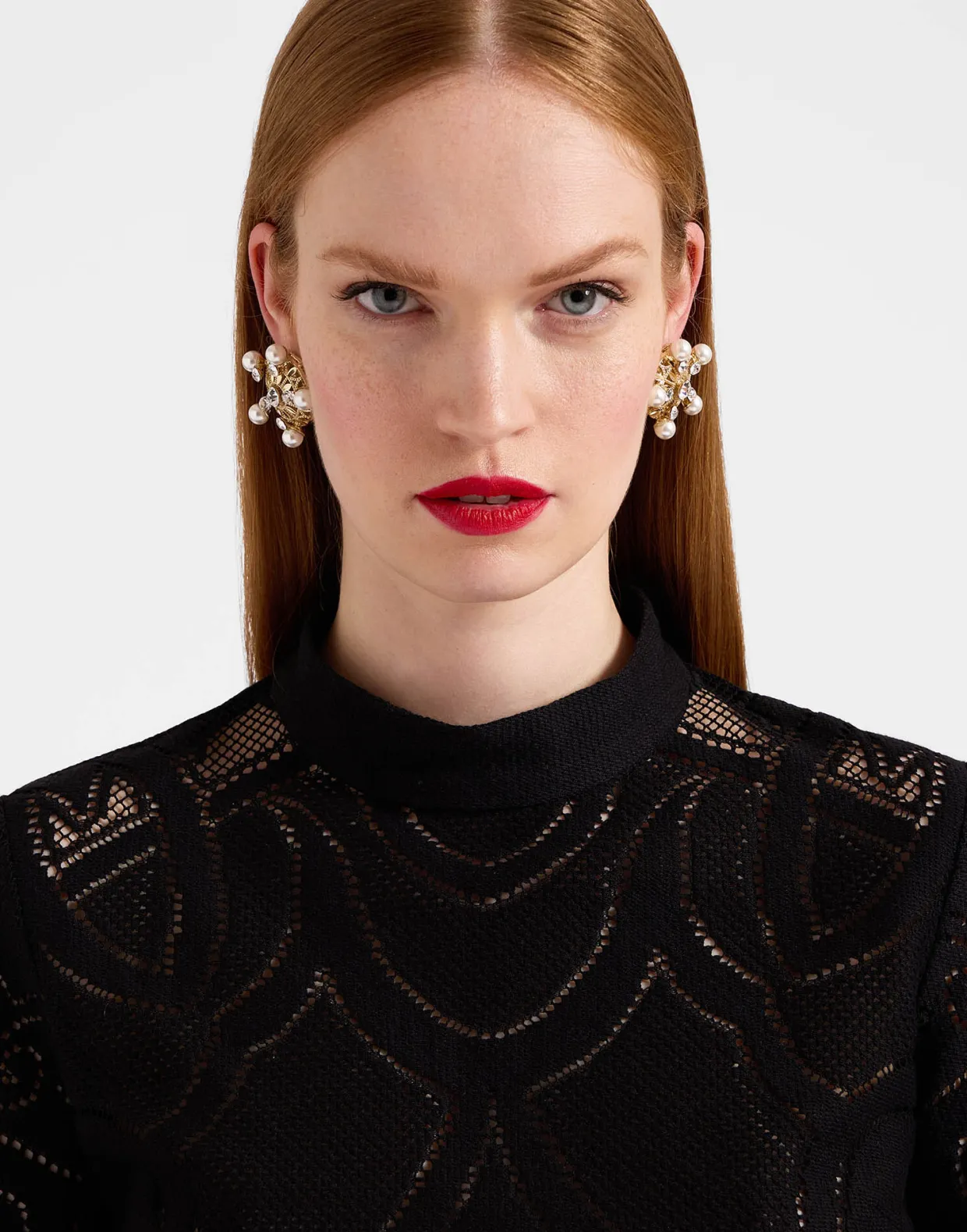 Lacey Make An Exit TopSolid Black in Embroidered Cotton