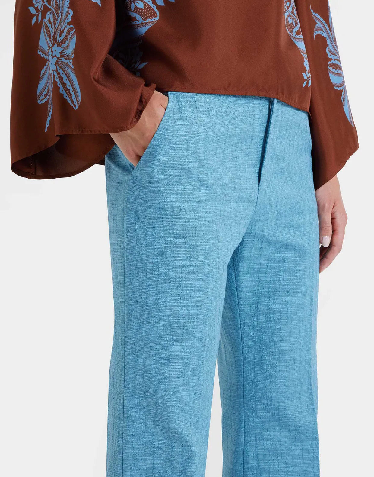 Make An Exit TopSignoria Placée Brown in Silk Twill