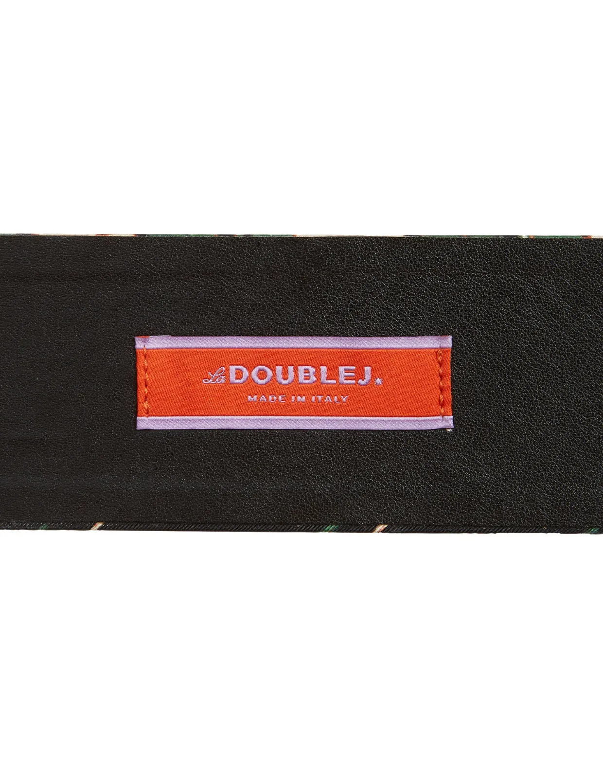 Medium BeltMayfair Black in Light Faille