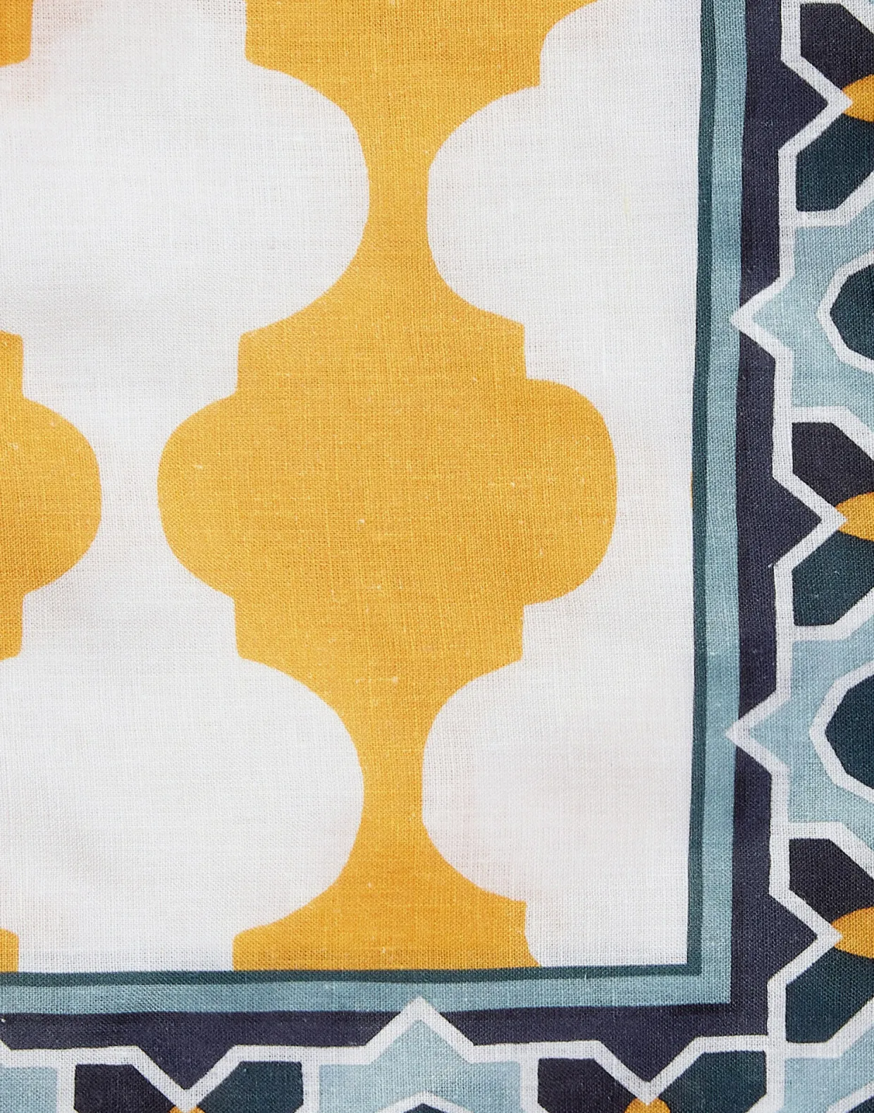Medium TableclothPlaza Yellow in Linen