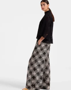 Palazzo PantsMini Tiles Black in Macram&eacute;