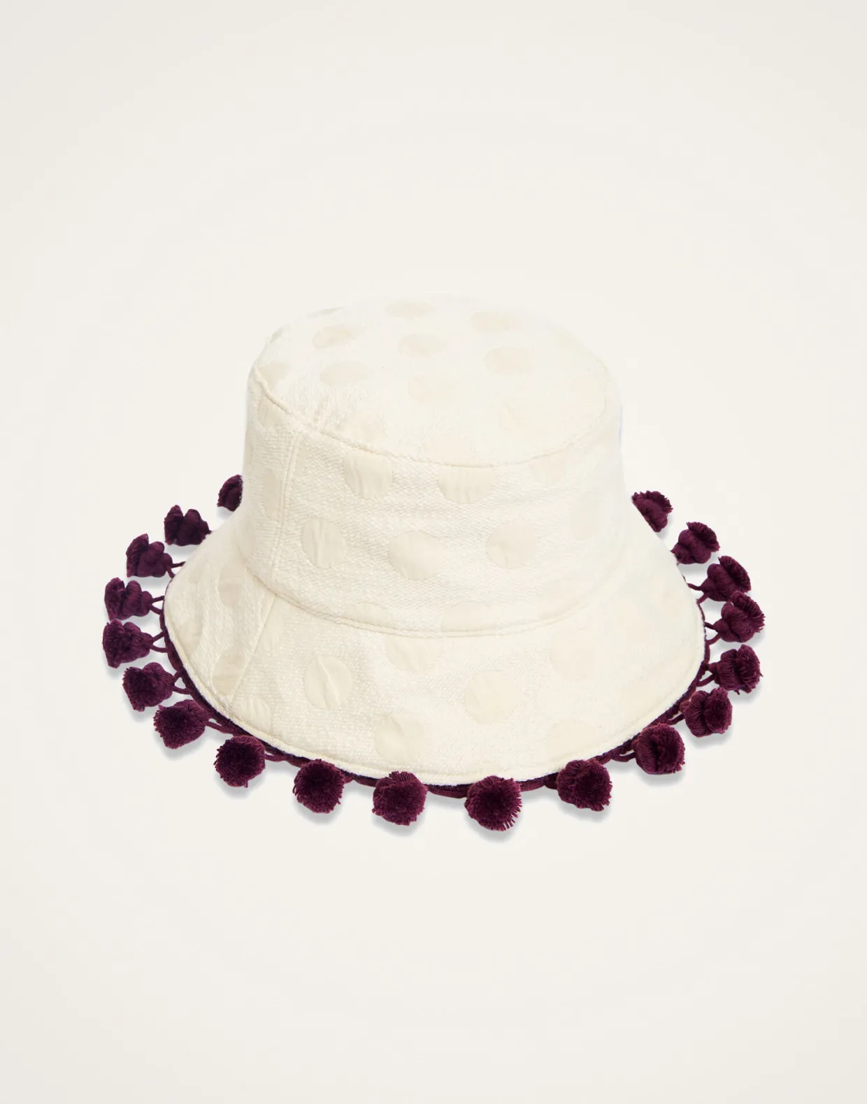 Promenade HatCreamy in Jacquard With Tassels
