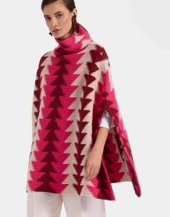 Trine CapeBordeaux in Wool Intarsia