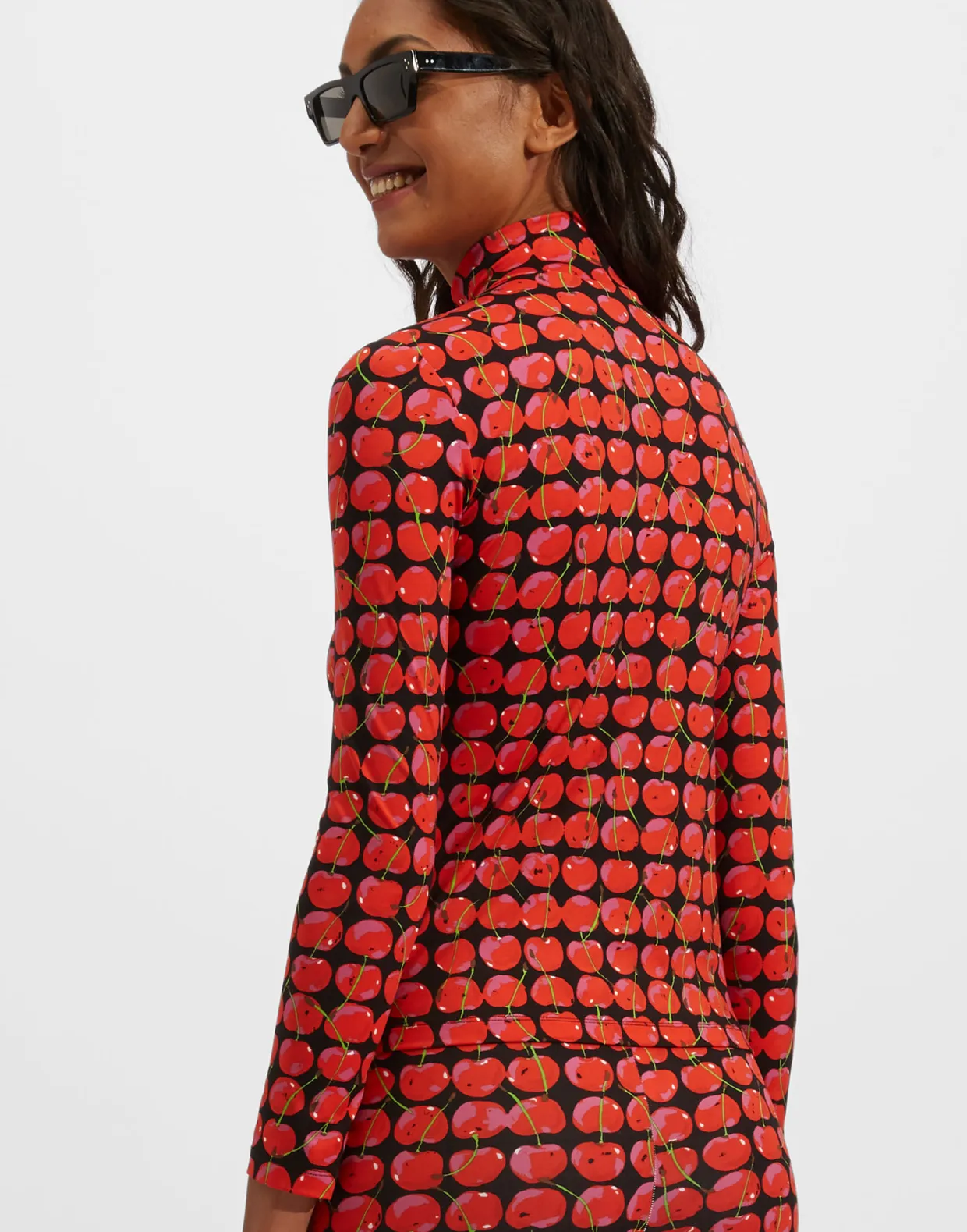 TurtleneckBlack Cherries in New Skinny Jersey
